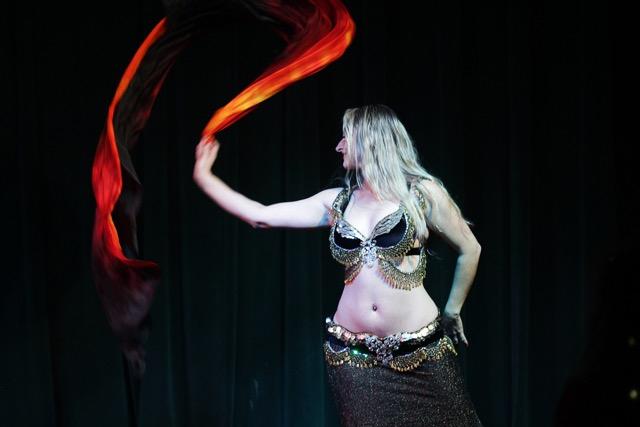 Bellydance by Sera Sahara, December 2016