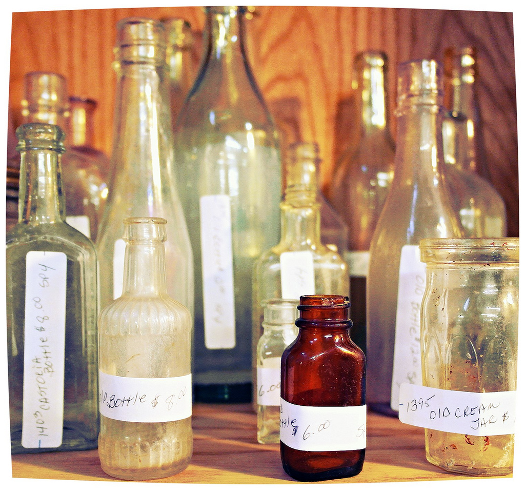 Vintage bottles. Source: Nancynance, 2012 (Flickr)